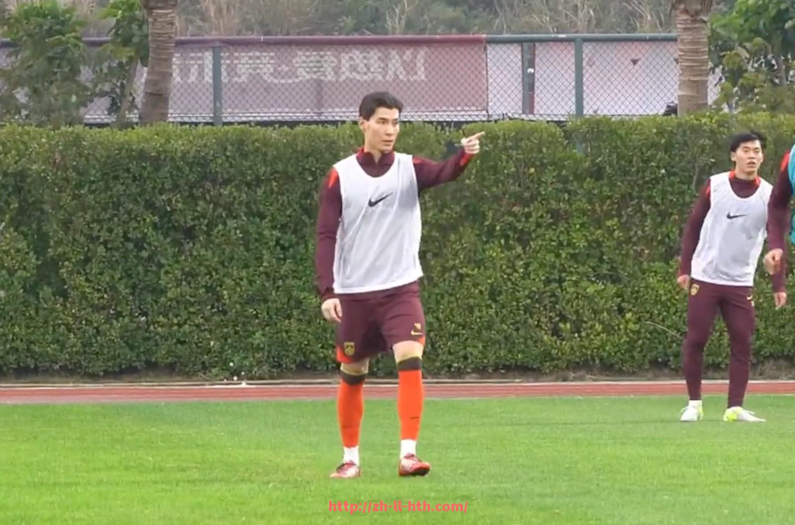 华体会hth-德甲球队对阵意甲球队：德甲与意甲球队的交锋记录与战术对比